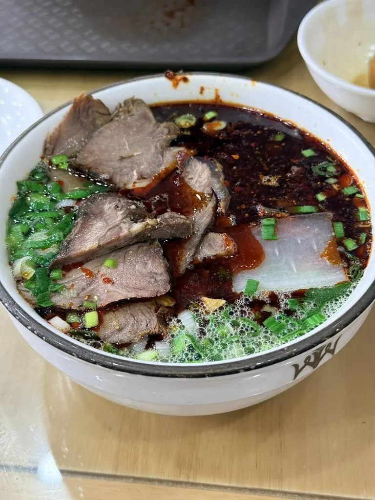 终于吃到你,正宗兰州牛肉面